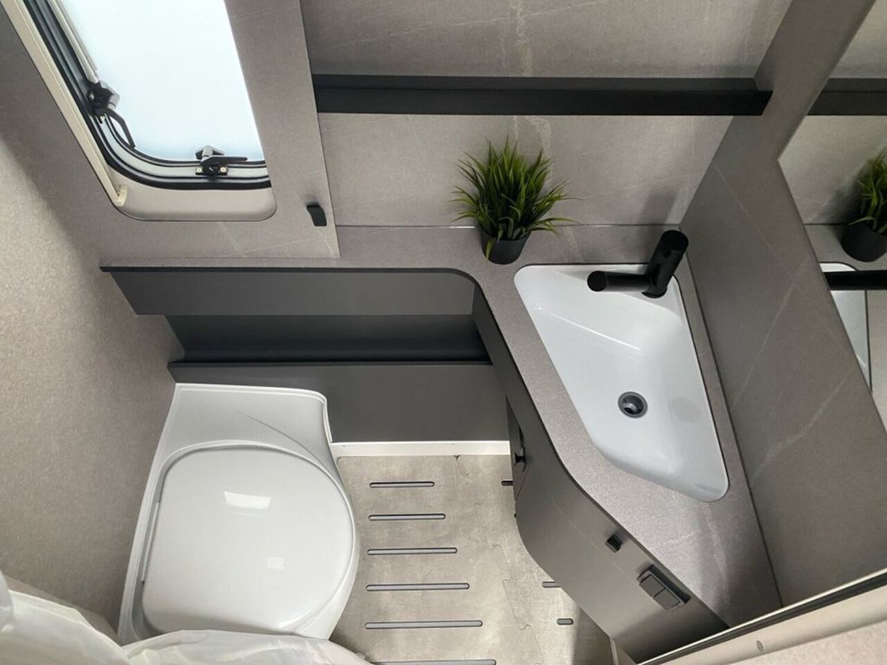 HYMER-ERIBA 515 !!! Top‑Preis Garantie !!! Ansicht 10 für Fahrzeugdetailseite