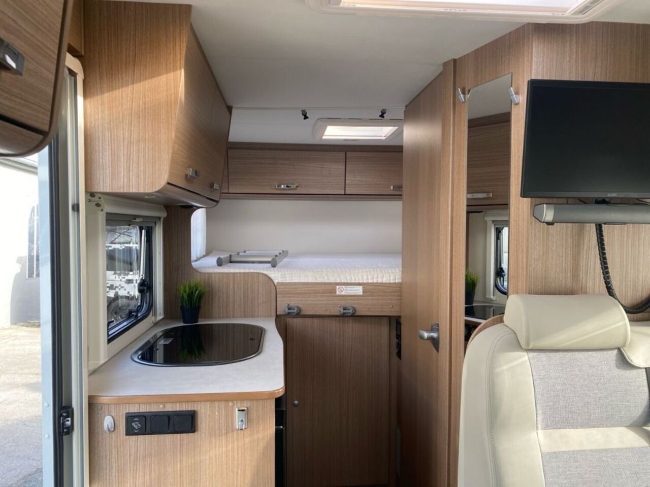 CARADO V132 !!! TopPreis+Service !!! Ansicht 19 für Fahrzeugdetailseite