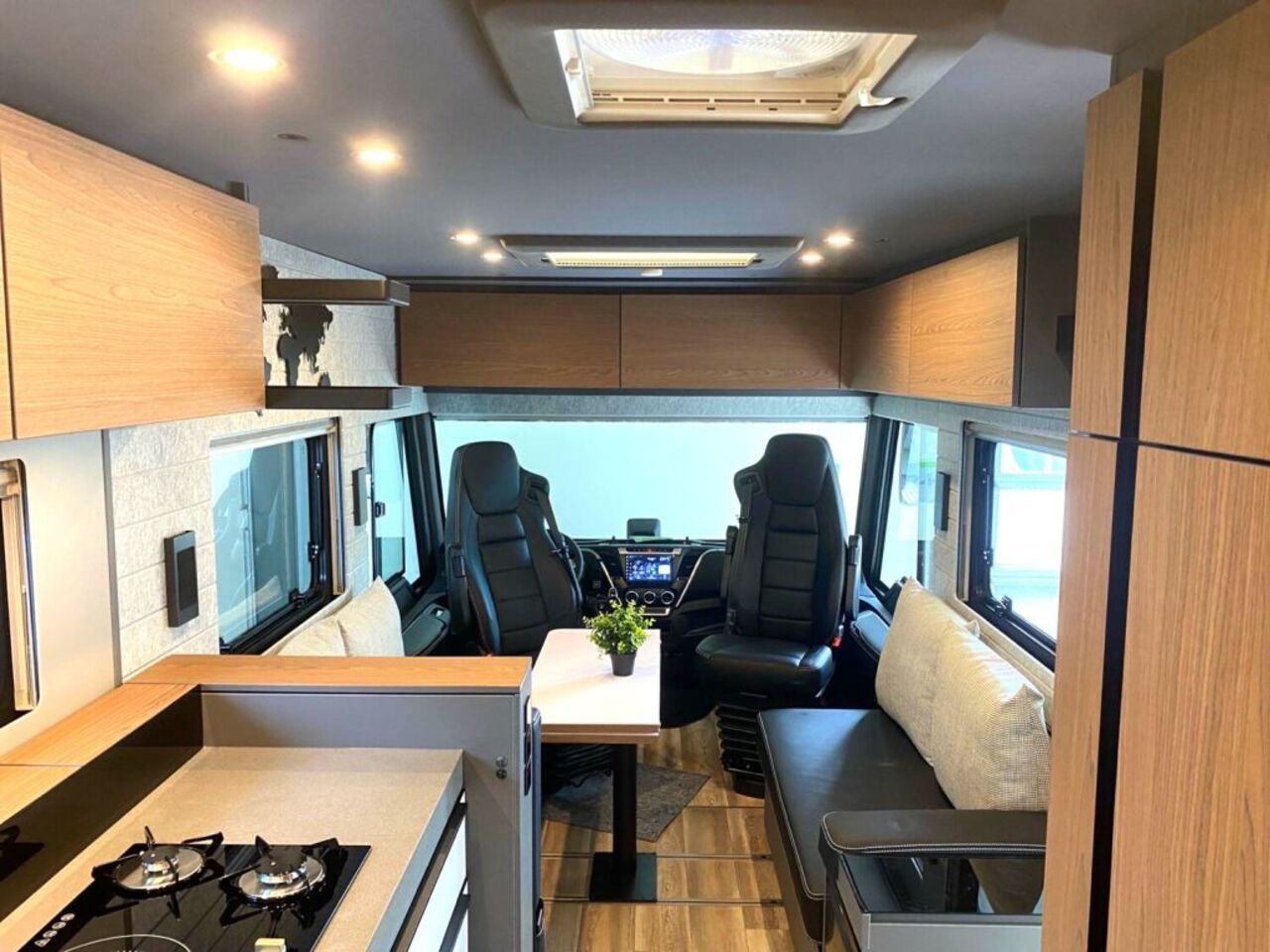 NIESMANN + BISCHOFF 920 Mehr Premium. Mehr Preisvorteil. Ansicht 19 für Fahrzeugdetailseite