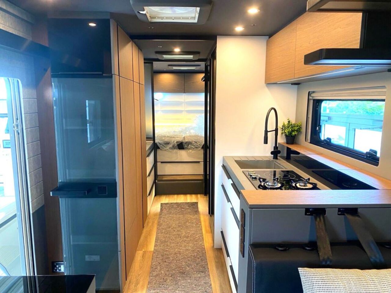 NIESMANN + BISCHOFF 920 Mehr Premium. Mehr Preisvorteil. Ansicht 21 für Fahrzeugdetailseite