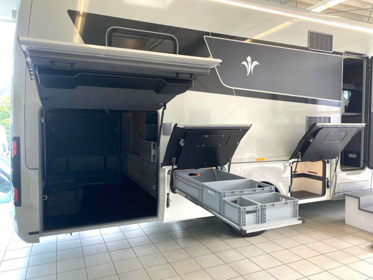 NIESMANN + BISCHOFF 920 Mehr Premium. Mehr Preisvorteil. Ansicht 24 für Fahrzeugdetailseite