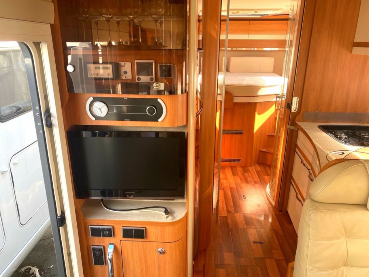 HYMER-ERIBA 624 Leder,ALDE,Automatik,3.0L Maxi Ansicht 19 für Fahrzeugdetailseite