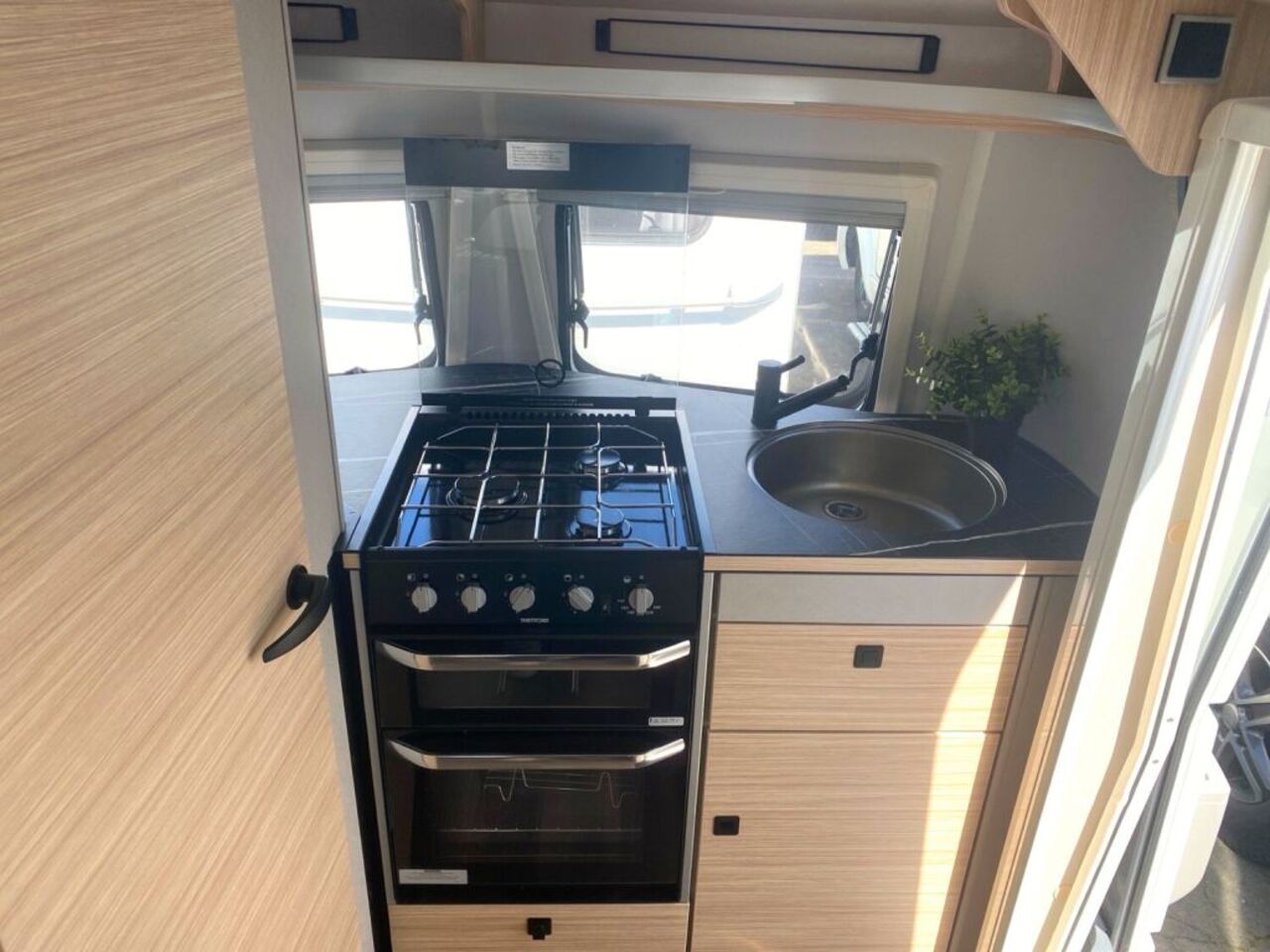 HYMER-ERIBA 420 !!! TopPreis+Service !!! Ansicht 10 für Fahrzeugdetailseite