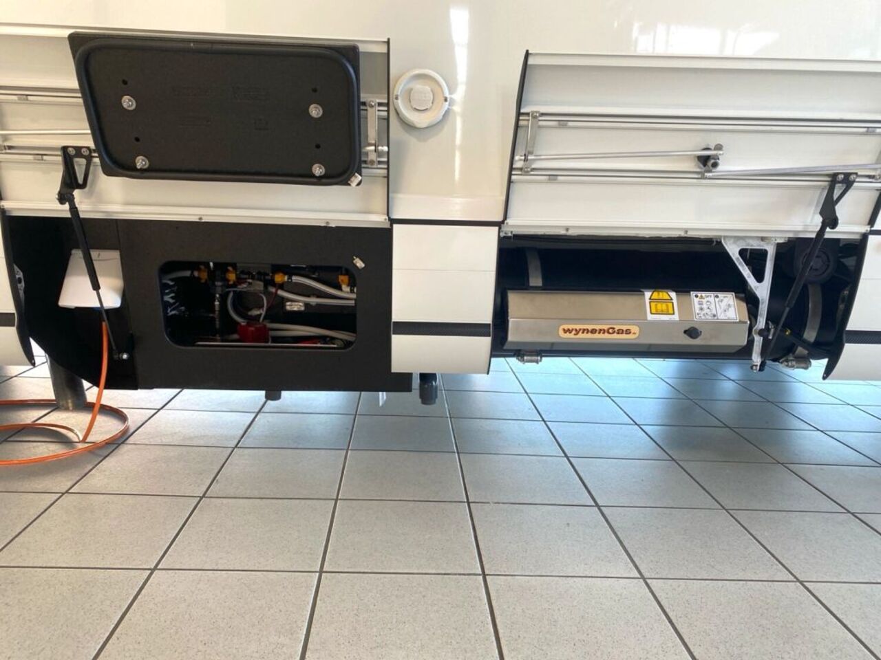 NIESMANN + BISCHOFF 6.9 E !!! Top-Preis Garantie !!! Ansicht 24 für Fahrzeugdetailseite