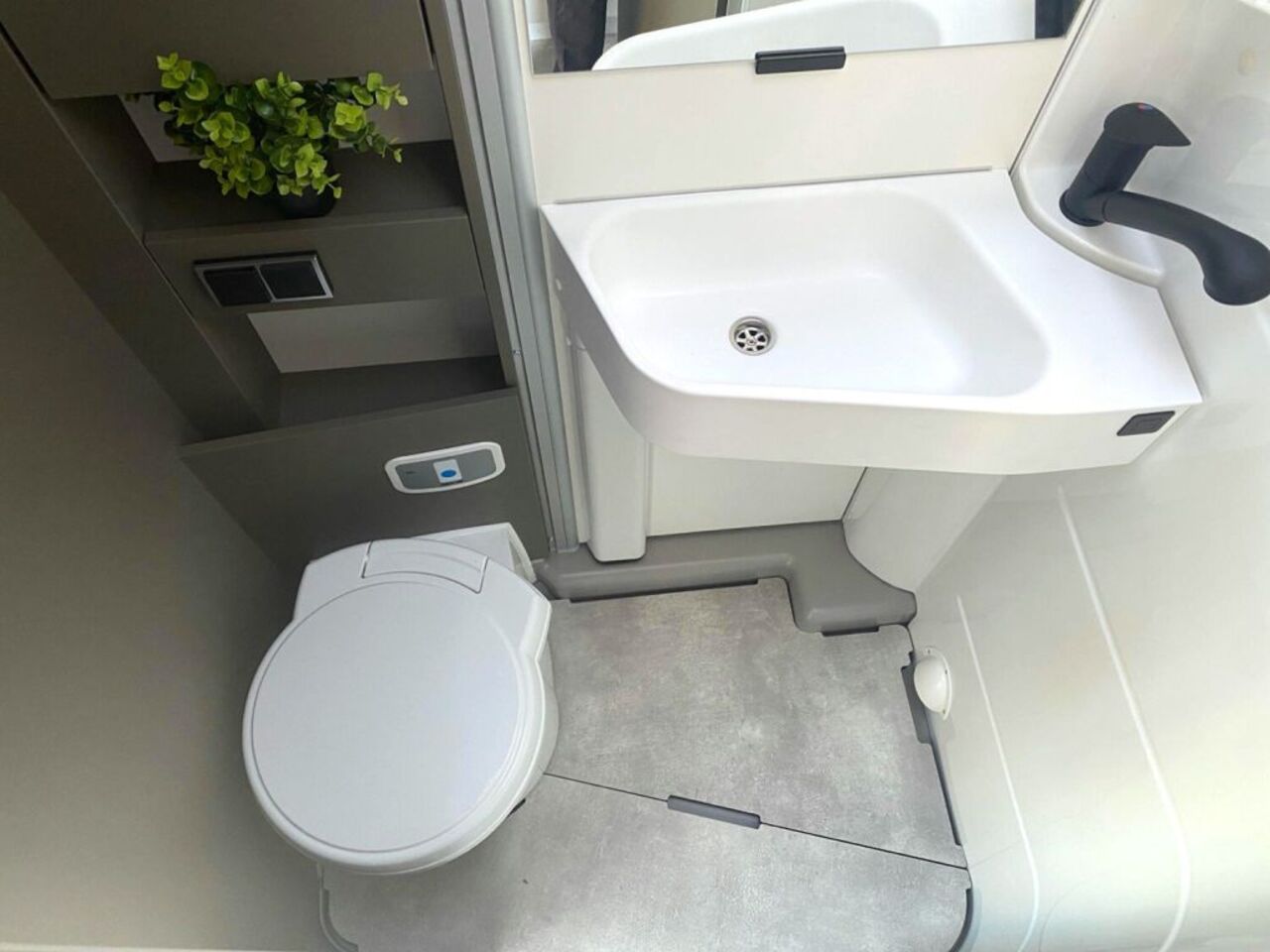 HYMER-ERIBA 600 !!! Top-Preis Garantie !!! Ansicht 13 für Fahrzeugdetailseite
