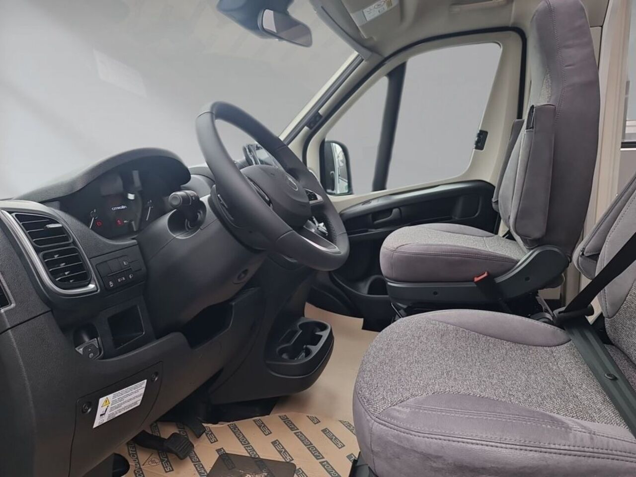 CARADO V337 Pro+ TOP-FINANZIERUNG möglich Ansicht 7 für Fahrzeugdetailseite