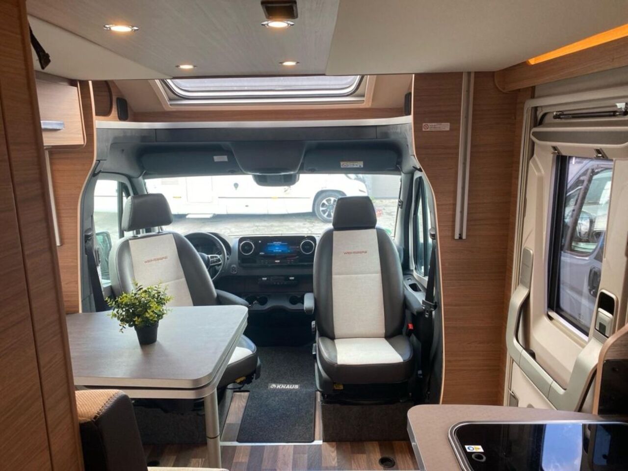 WEINSBERG 640 MEG EDITION [PEPPER] Aus 1.Hand Ansicht 19 für Fahrzeugdetailseite