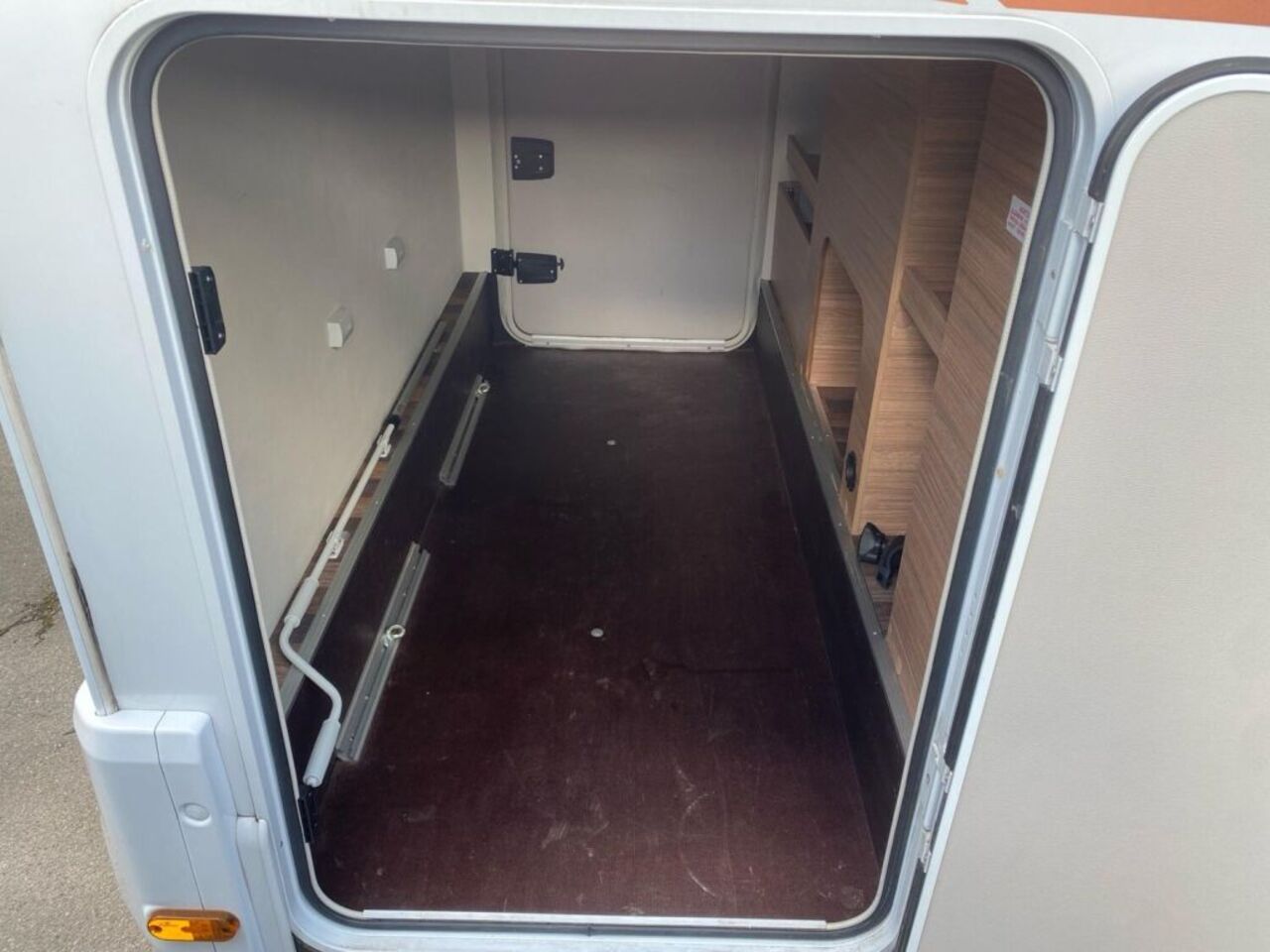 WEINSBERG 640 MEG EDITION [PEPPER] Aus 1.Hand Ansicht 23 für Fahrzeugdetailseite