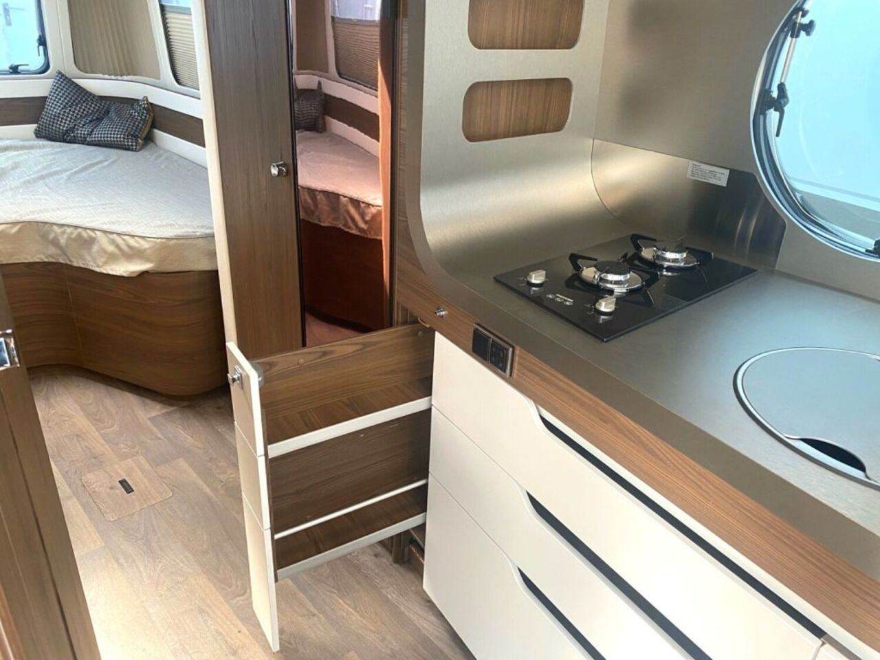 HYMER-ERIBA 820 nur an Wiederverkäufer Ansicht 14 für Fahrzeugdetailseite