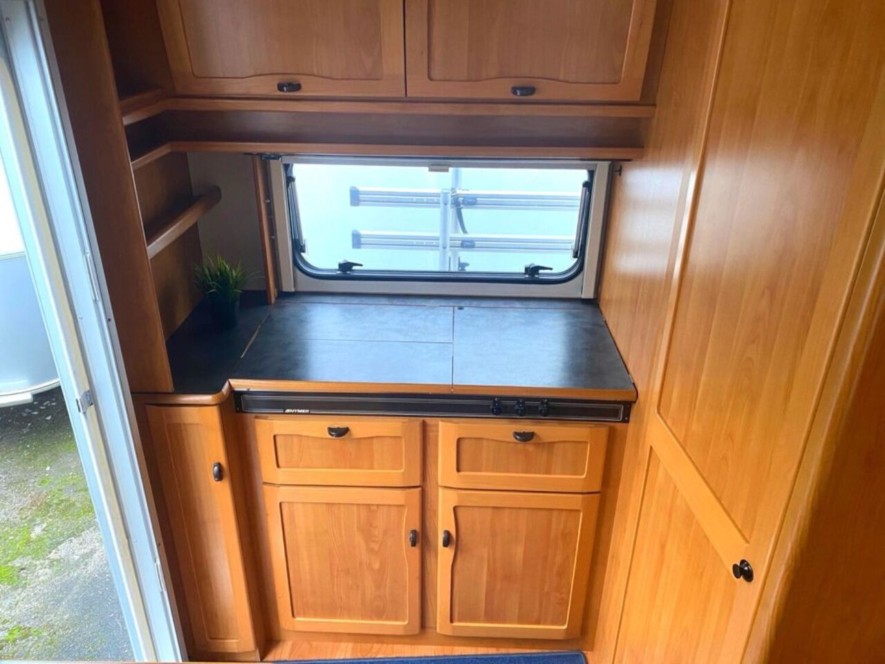 HYMER-ERIBA 390 Verkauf an Händler Ansicht 13 für Fahrzeugdetailseite