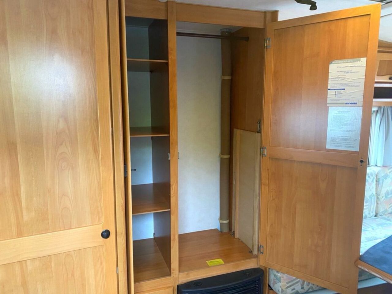 HYMER-ERIBA 390 Verkauf an Händler Ansicht 14 für Fahrzeugdetailseite