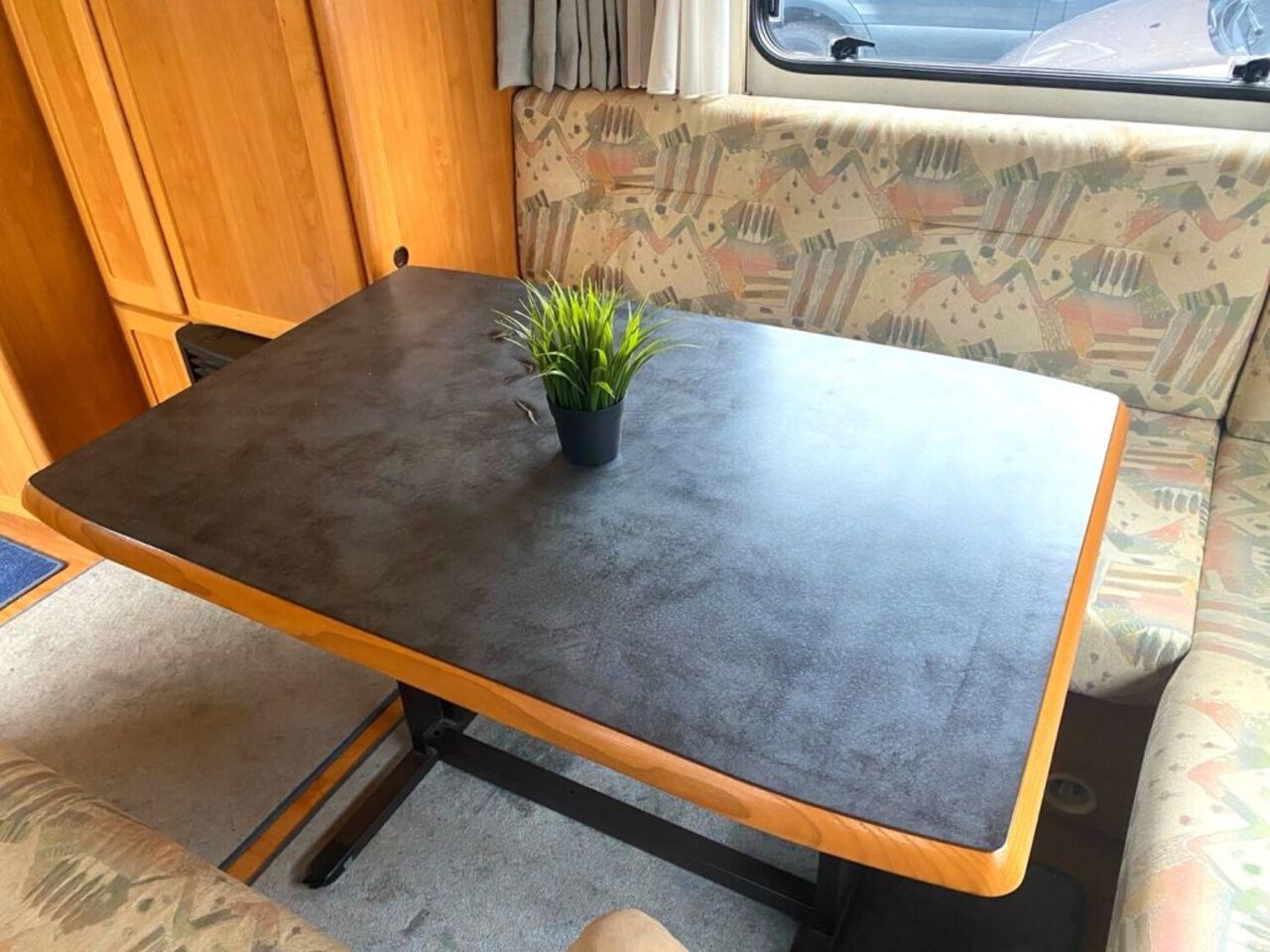 HYMER-ERIBA 390 Verkauf an Händler Ansicht 7 für Fahrzeugdetailseite