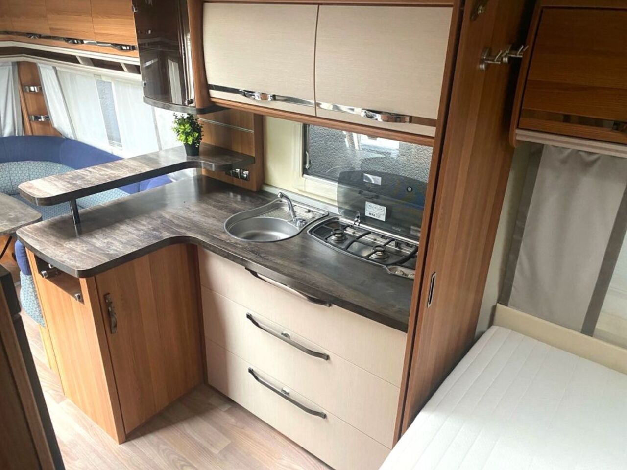 TABBERT 560 TDL +++ Zufriedenheitsgarantie +++ Ansicht 8 für Fahrzeugdetailseite