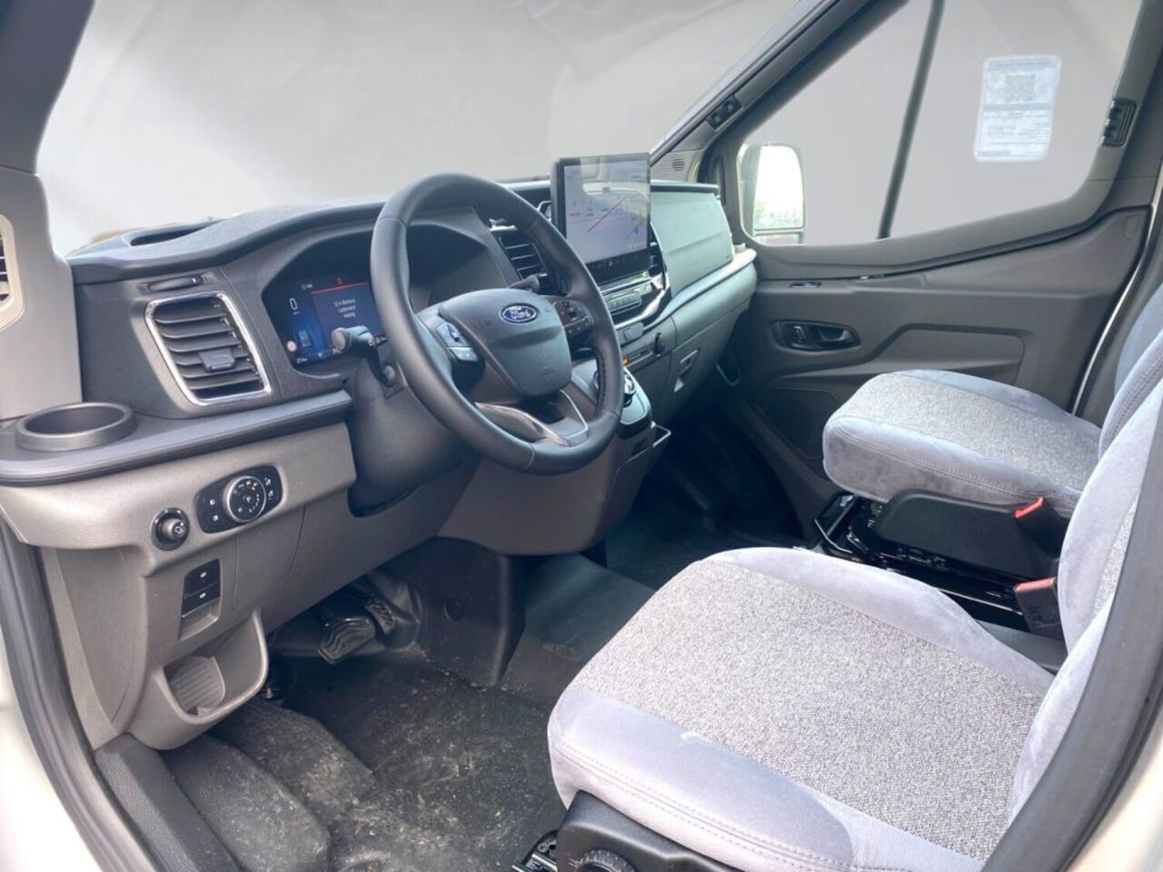 CARADO 447 EDIION26 BONUS 3 Jahre Ford Garantie Ansicht 6 für Fahrzeugdetailseite