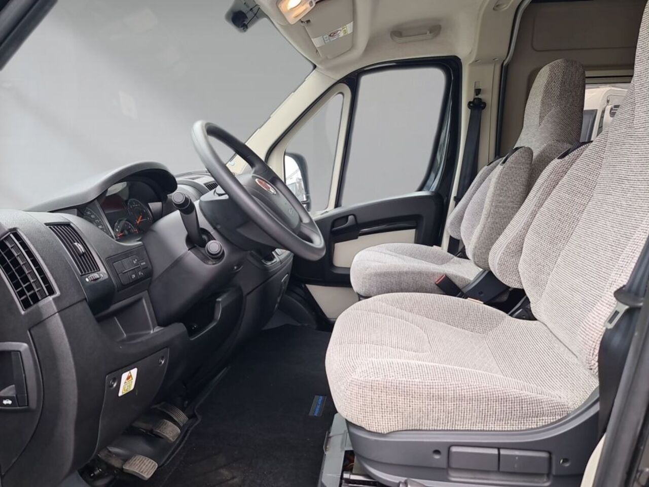 HYMER-ERIBA 600 !!! TopPreis+Service !!! Ansicht 6 für Fahrzeugdetailseite