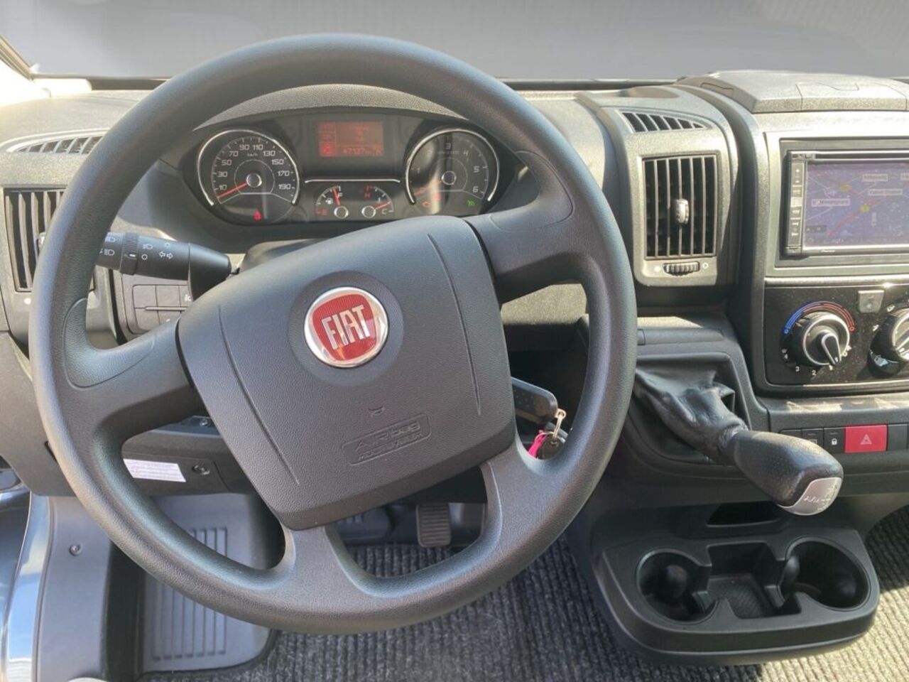 KNAUS 650 MEG !!! TopPreis+Service !!! Ansicht 7 für Fahrzeugdetailseite