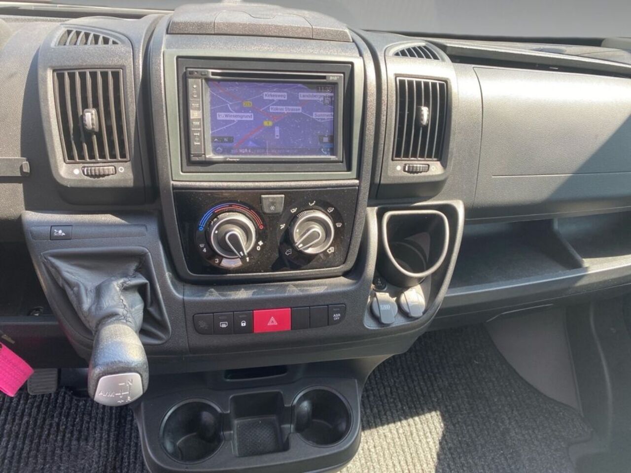 KNAUS 650 MEG !!! TopPreis+Service !!! Ansicht 8 für Fahrzeugdetailseite