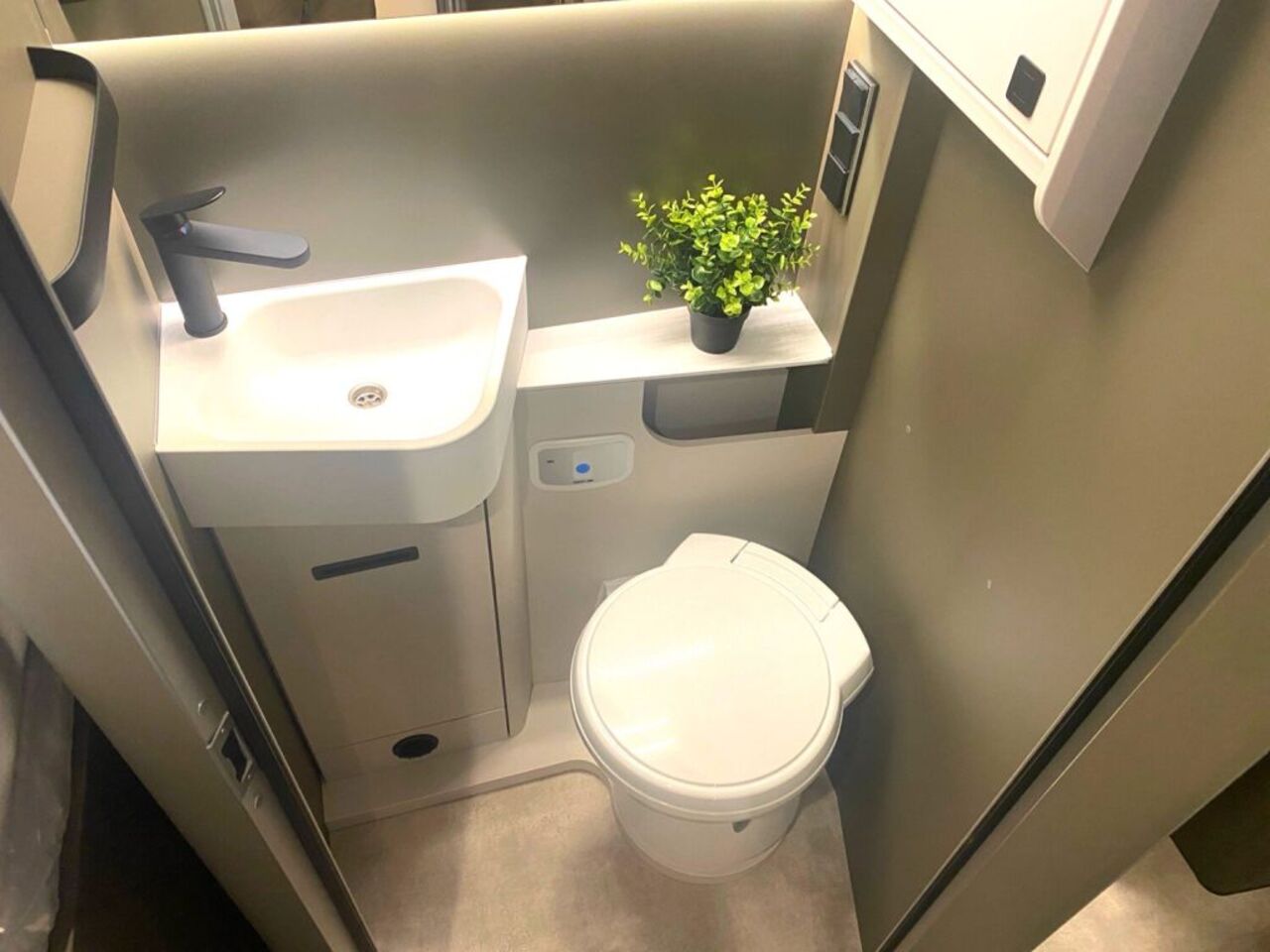 HYMER-ERIBA 685 Sie sparen  10265,- Ansicht 13 für Fahrzeugdetailseite