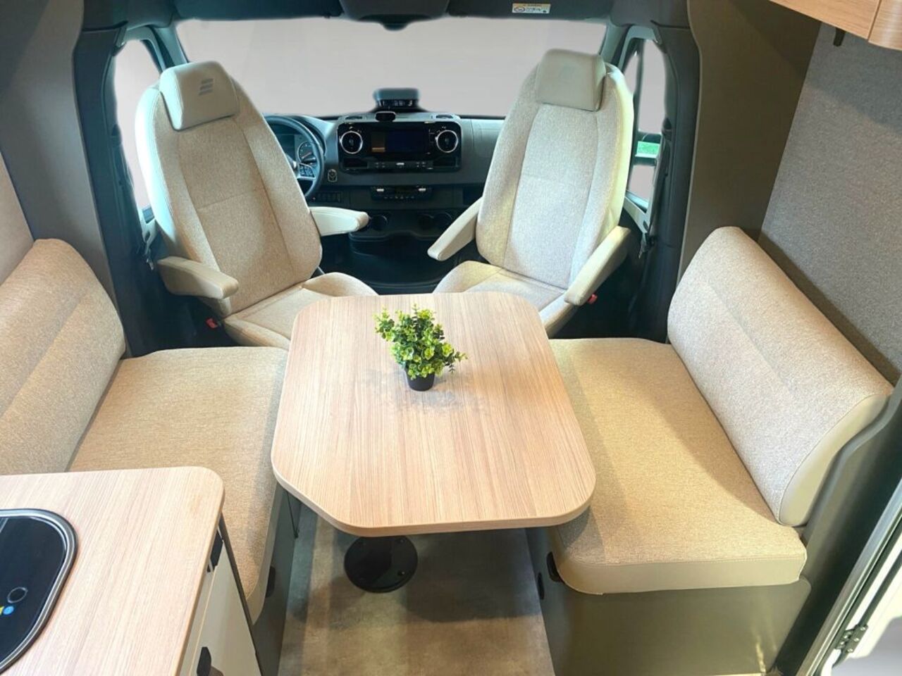 HYMER-ERIBA 685 Sie sparen  10265,- Ansicht 8 für Fahrzeugdetailseite