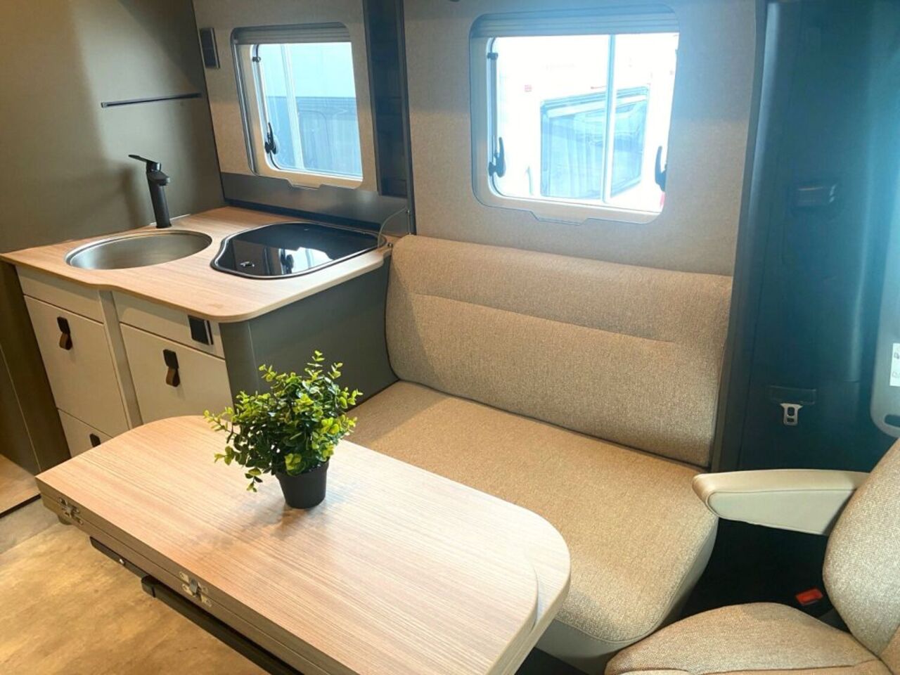 HYMER-ERIBA 685 Sie sparen  10265,- Ansicht 9 für Fahrzeugdetailseite