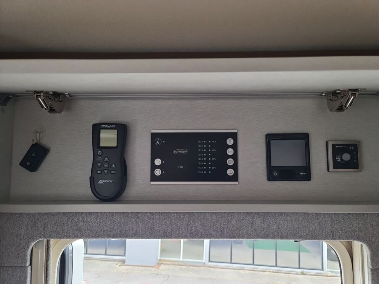 HYMER-ERIBA I 880 el.Hubstützen,Leder,Autarkie Ansicht 22 für Fahrzeugdetailseite