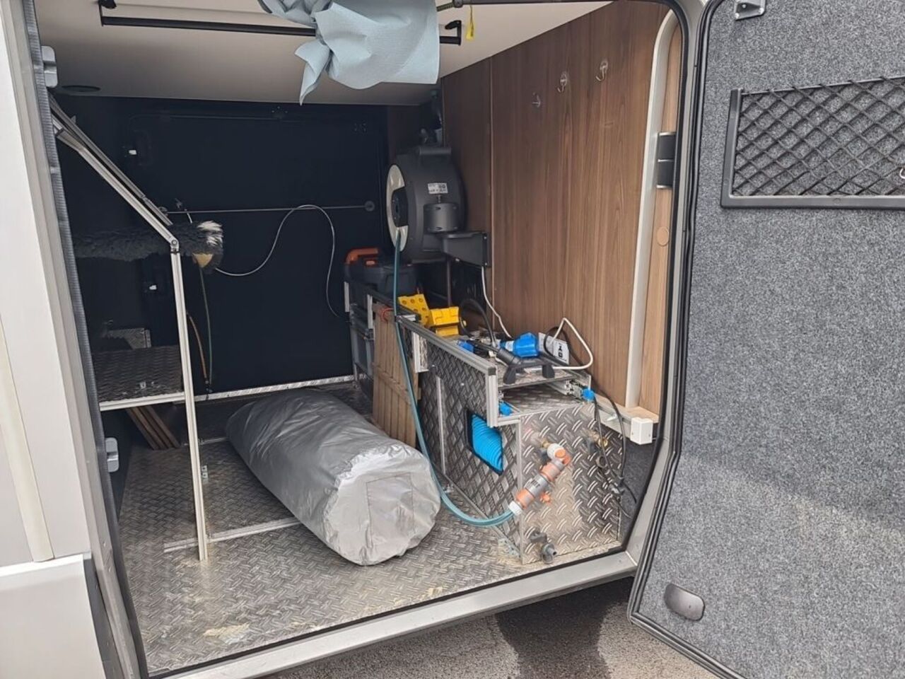 HYMER-ERIBA I 880 el.Hubstützen,Leder,Autarkie Ansicht 24 für Fahrzeugdetailseite