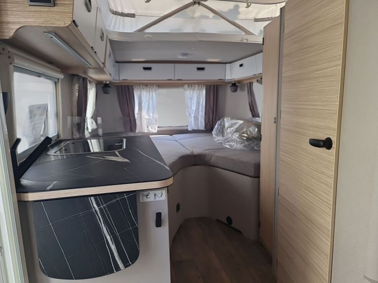 HYMER-ERIBA 642 Ansicht 10 für Fahrzeugdetailseite