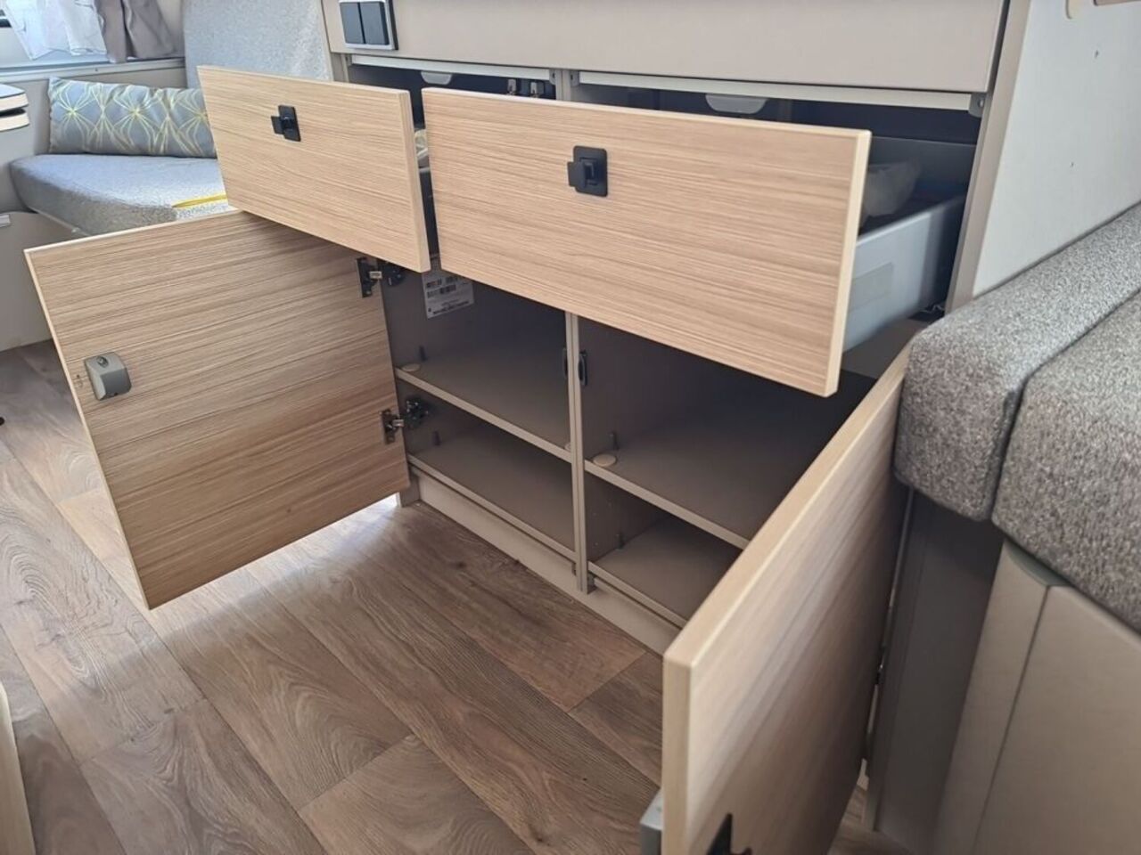 HYMER-ERIBA 642 Ansicht 19 für Fahrzeugdetailseite