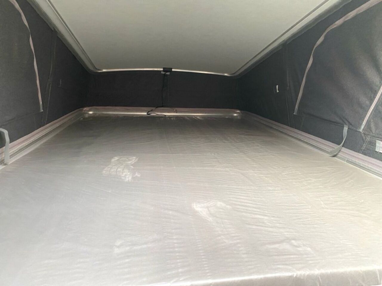 HYMER-ERIBA 602 Schlafdach Ansicht 24 für Fahrzeugdetailseite
