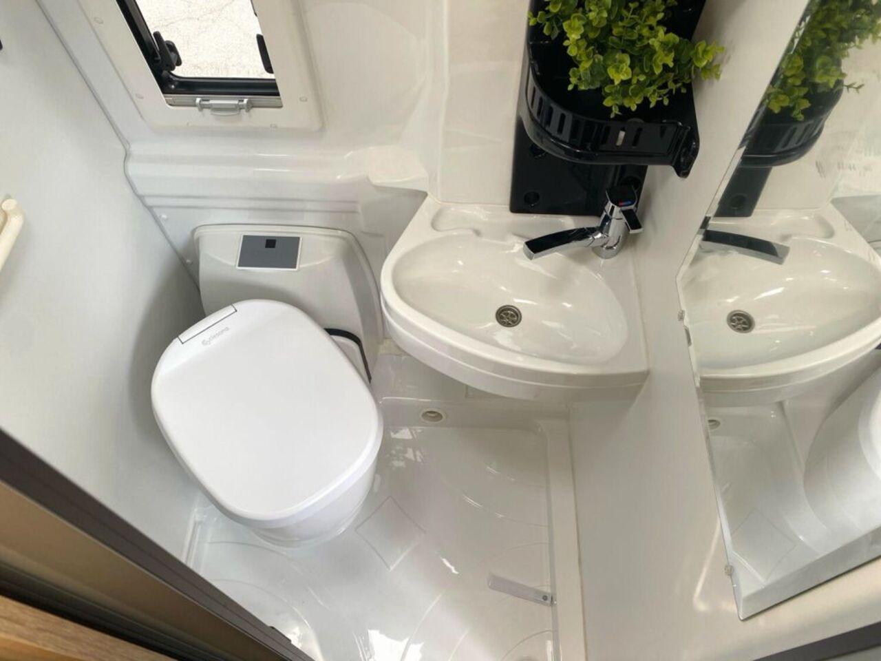 CLEVER Runner 636 !!! TopPreis+Service !!! Ansicht 14 für Fahrzeugdetailseite