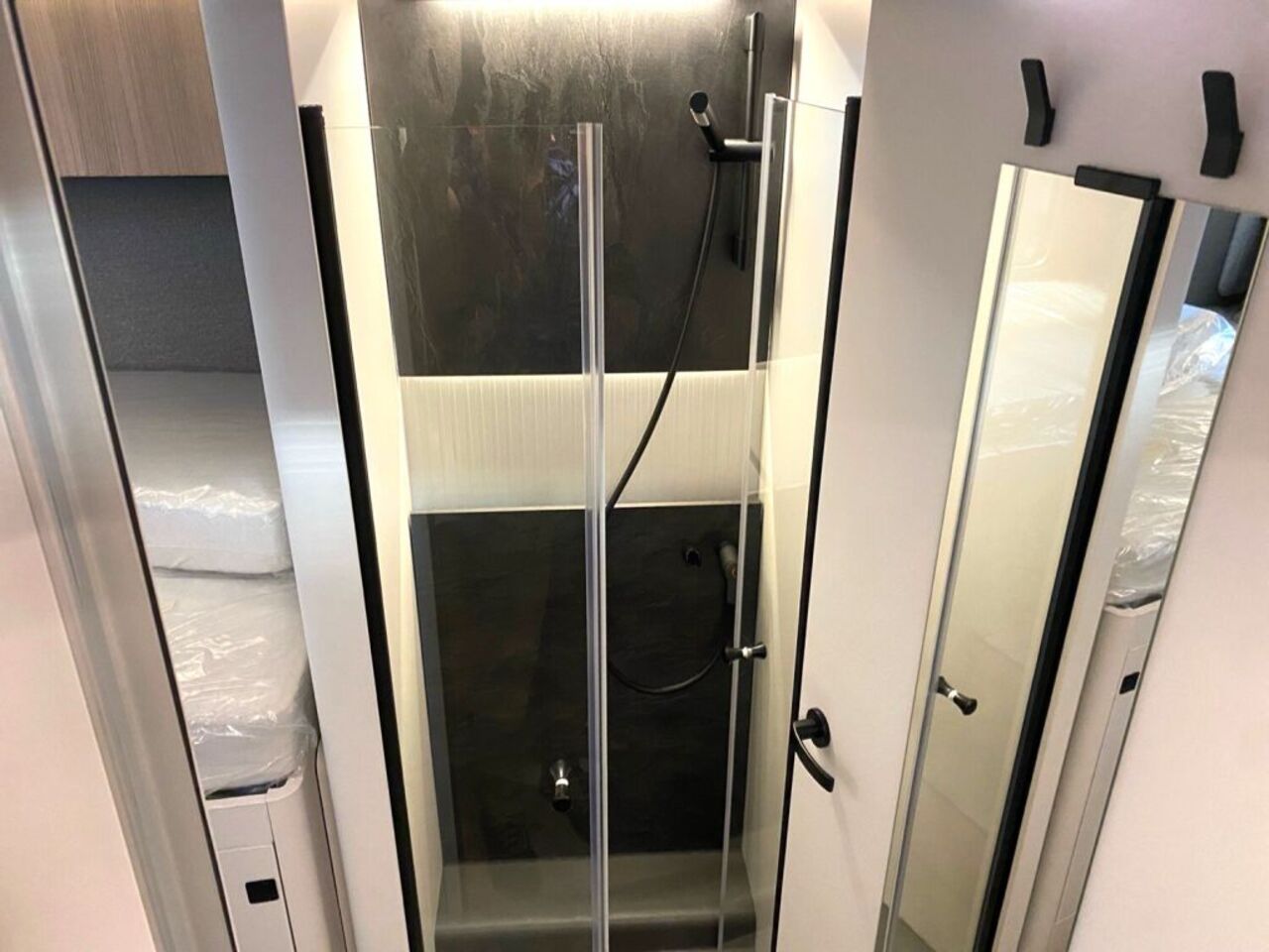 HYMER-ERIBA B-ML I 780 !!! FACELIFT 2027 !!! Ansicht 21 für Fahrzeugdetailseite