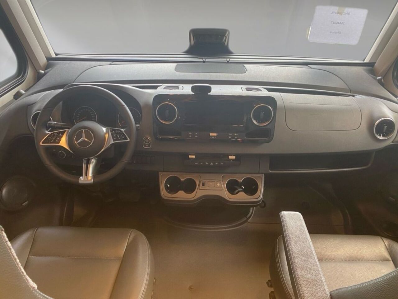 HYMER-ERIBA I 580 Bugstauschränke, kein Hubbett Ansicht 10 für Fahrzeugdetailseite