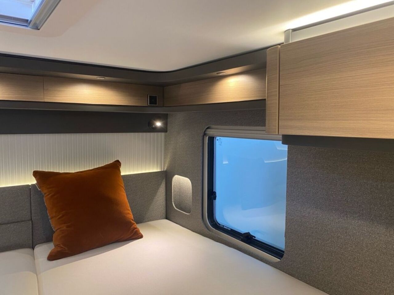 HYMER-ERIBA I 580 Bugstauschränke, kein Hubbett Ansicht 20 für Fahrzeugdetailseite