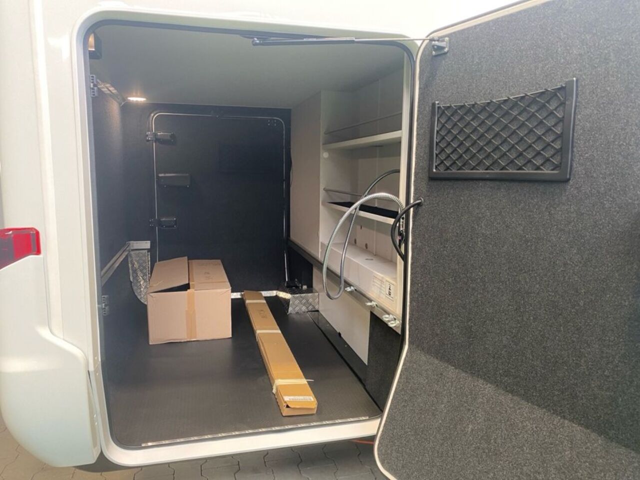 HYMER-ERIBA I 580 Bugstauschränke, kein Hubbett Ansicht 22 für Fahrzeugdetailseite
