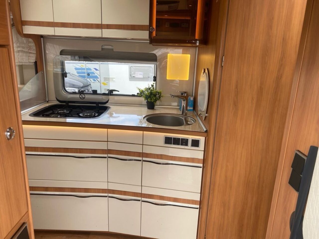 HYMER-ERIBA B 634 SL Duomobil Ansicht 11 für Fahrzeugdetailseite