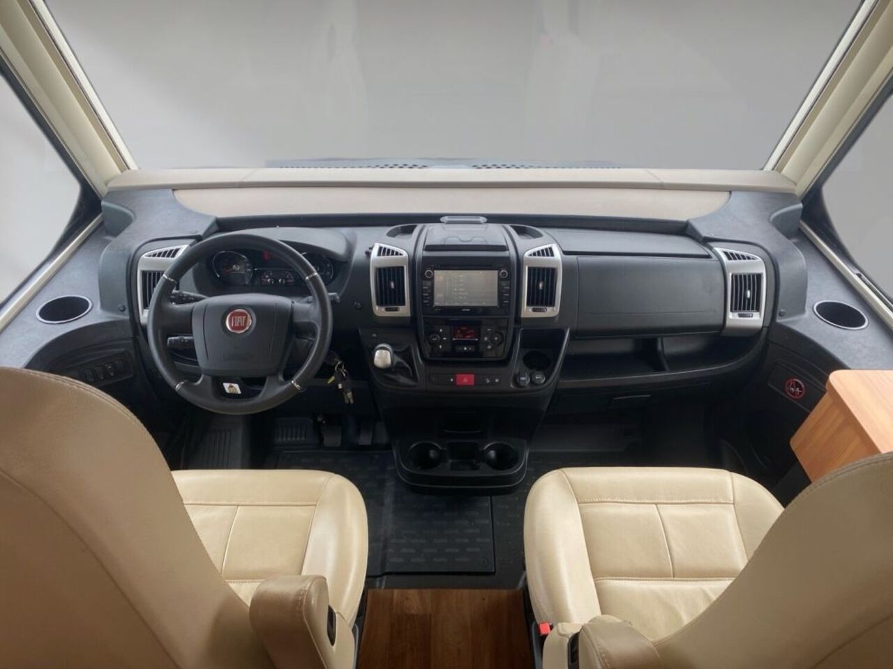 HYMER-ERIBA B 634 SL Duomobil Ansicht 8 für Fahrzeugdetailseite