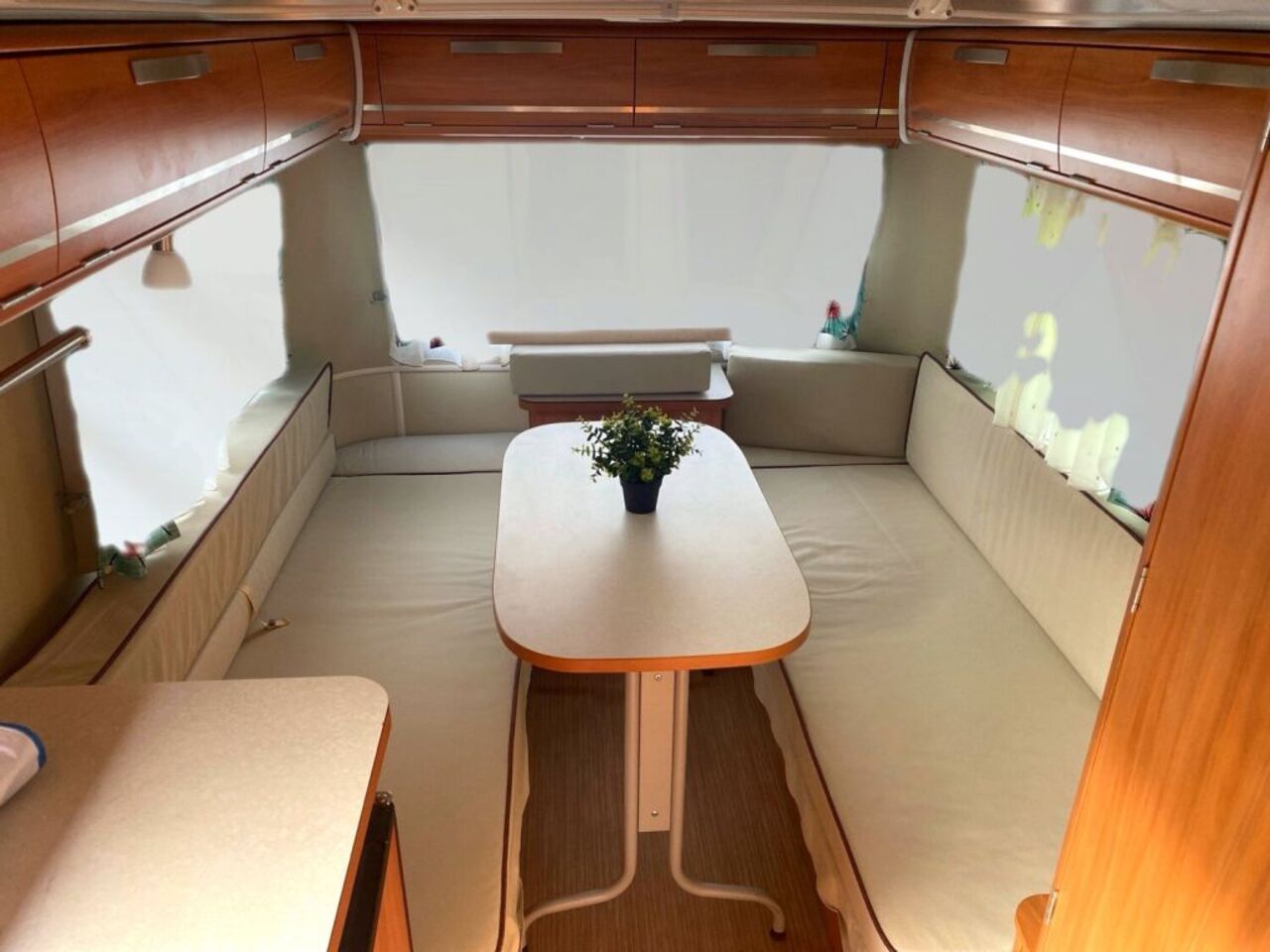 HYMER-ERIBA 420 Ansicht 7 für Fahrzeugdetailseite