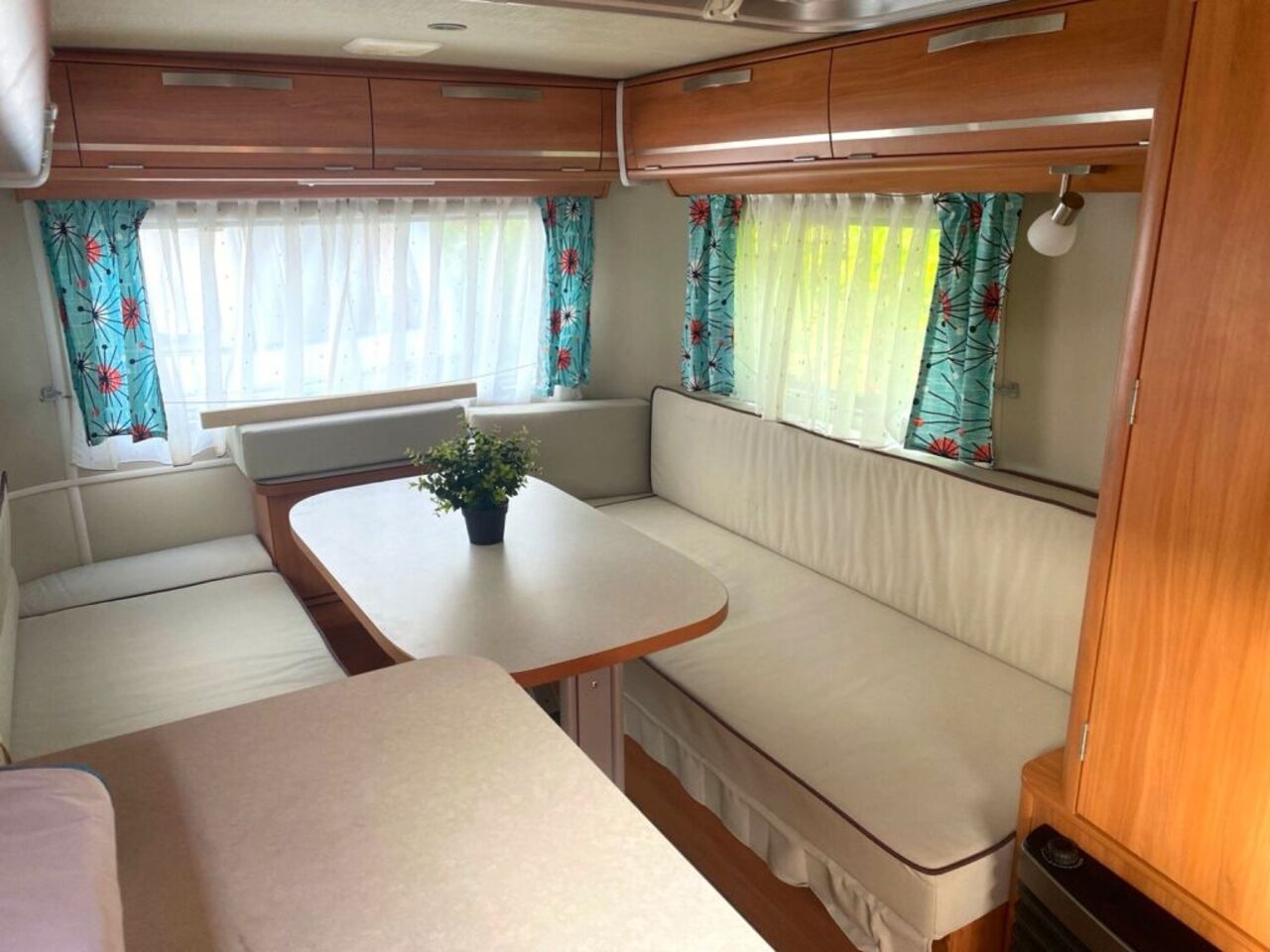 HYMER-ERIBA 420 Ansicht 8 für Fahrzeugdetailseite