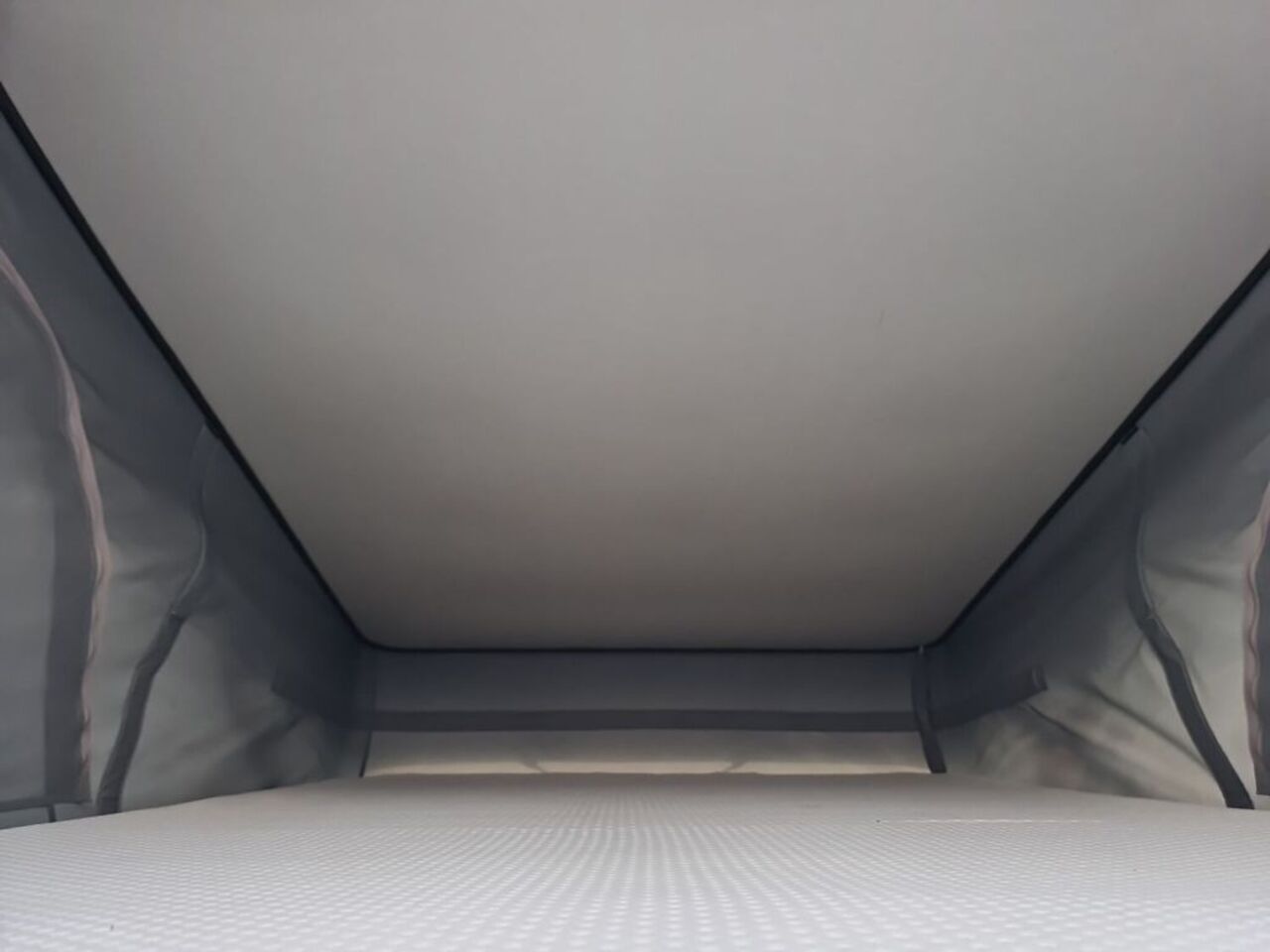 HYMER-ERIBA Yellowstone 180PS + Aufstelldach Ansicht 18 für Fahrzeugdetailseite
