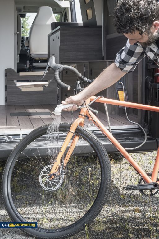 VANTOURER 630 L GO! Längsschläfer-Hubbett Ansicht 9 für Fahrzeugdetailseite