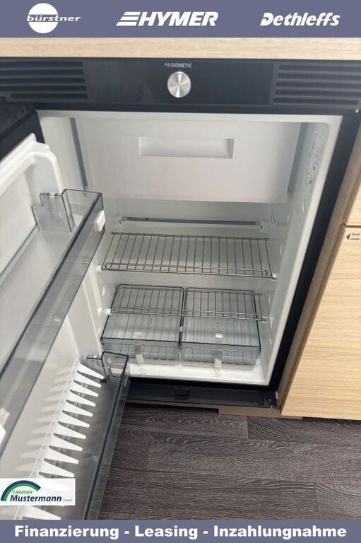 WEINSBERG 390 QD GFK-Dach, 3 Zusatzfenster, Ansicht 9 für Fahrzeugdetailseite