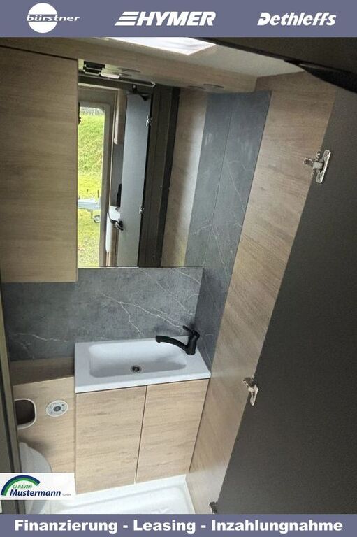 WEINSBERG 500 FDK 1700 kg, Deckenschränke Ansicht 11 für Fahrzeugdetailseite