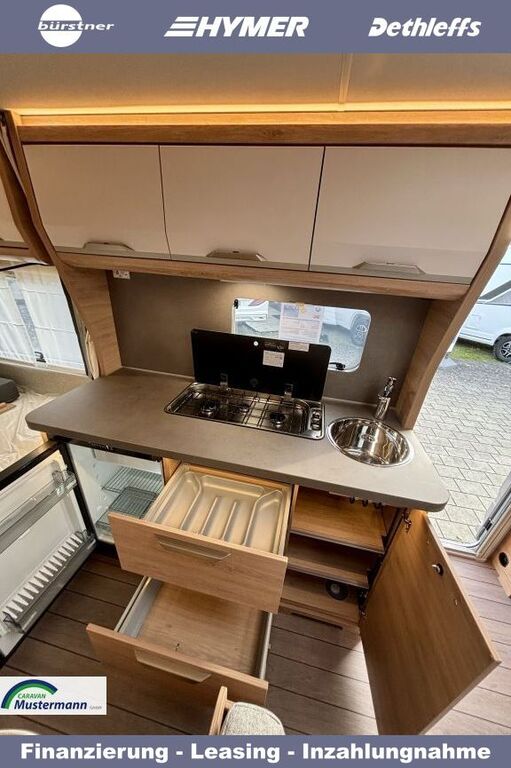KNAUS 420 QD Black Selection Markise, Luxus-Bettumbau Ansicht 5 für Fahrzeugdetailseite