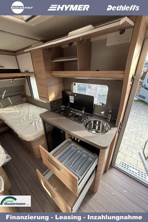KNAUS 460 EU Black Selection Weiß, MonoControl ThuleMarkise Ansicht 10 für Fahrzeugdetailseite
