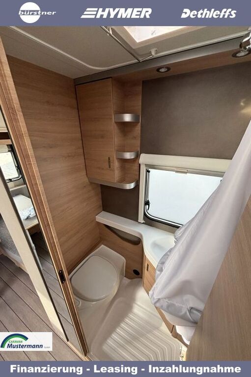 KNAUS 460 EU Black Selection Weiß, MonoControl ThuleMarkise Ansicht 15 für Fahrzeugdetailseite