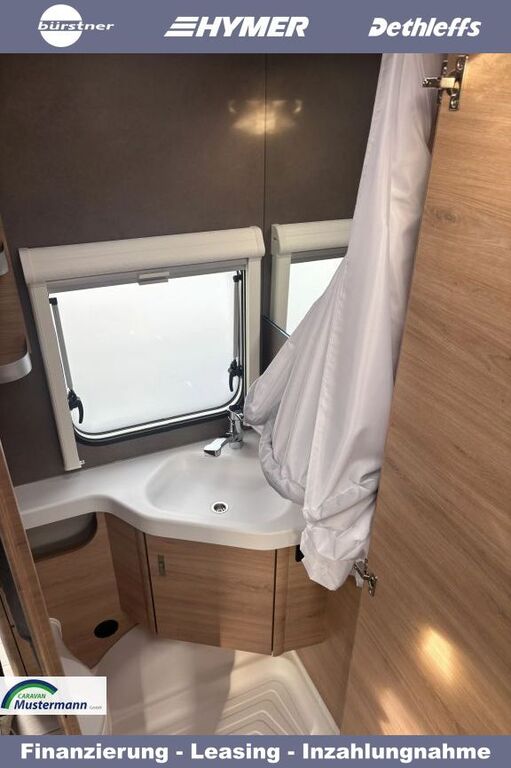 KNAUS 460 EU Black Selection Weiß, MonoControl ThuleMarkise Ansicht 16 für Fahrzeugdetailseite