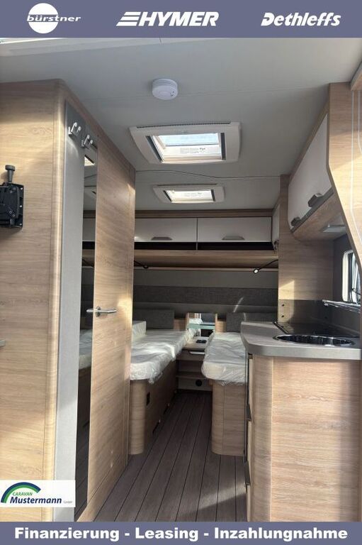 KNAUS 460 EU Black Selection Weiß, MonoControl ThuleMarkise Ansicht 6 für Fahrzeugdetailseite