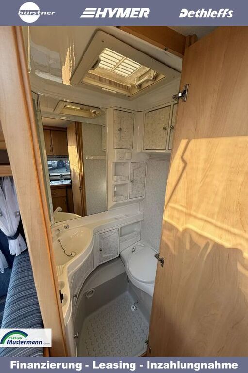 HOBBY 440 SF mit Mover, Dachreling+Leiter Ansicht 13 für Fahrzeugdetailseite