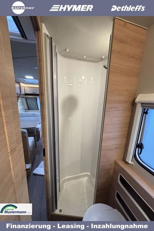 KNAUS 500 QDK Black Selection Bugfenster, Fußbodenerwärmung Ansicht 12 für Fahrzeugdetailseite