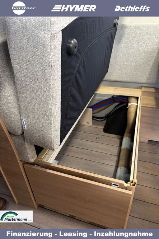 KNAUS 500 QDK Black Selection Bugfenster, Fußbodenerwärmung Ansicht 16 für Fahrzeugdetailseite